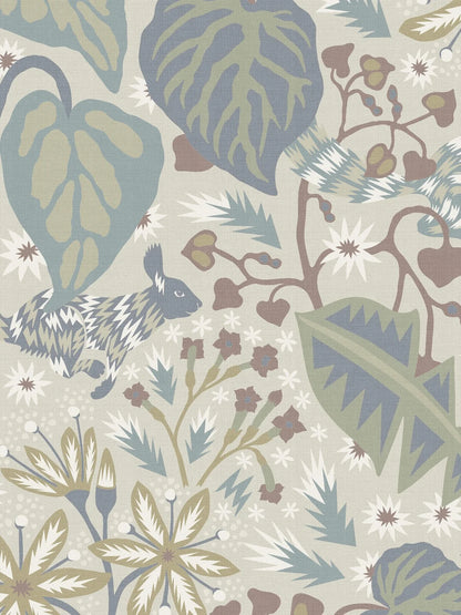 In the large-scale botanical pattern of the mural wallpaper Zingkorre, squirrels dart back and forth among flowers and leaves.