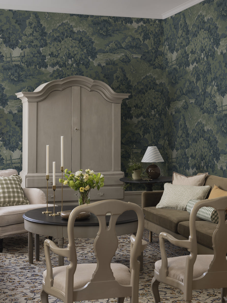  The Alnarp Grand wallpaper is a tribute to beautiful castle and manor gardens, where interesting tree species from all corners of the world were once collected. 