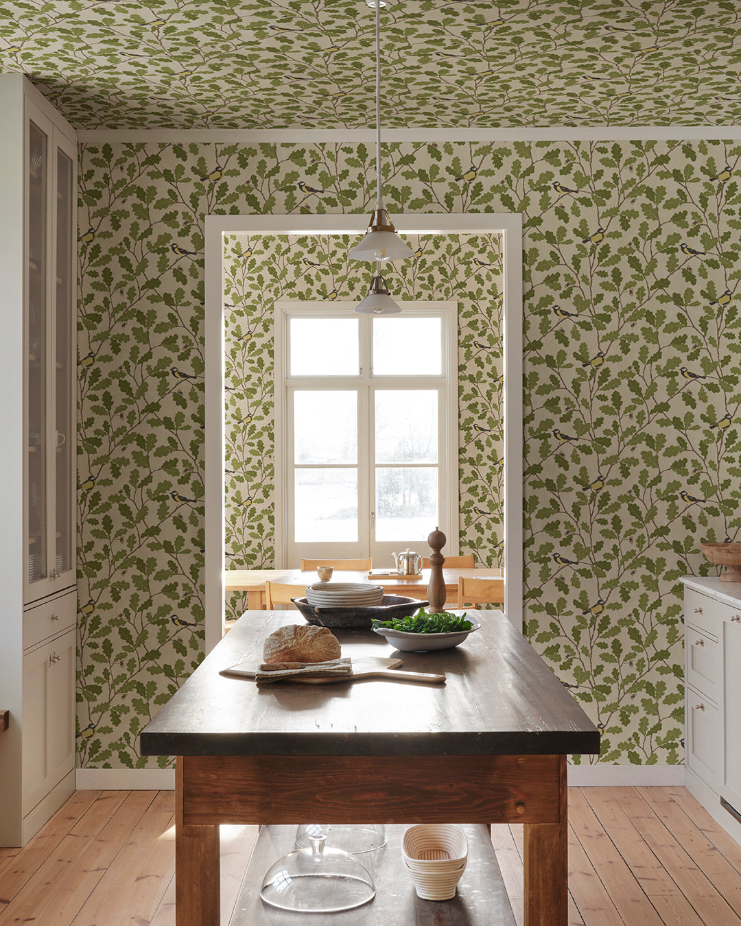 Charming Green Oak Leaf Wallpaper
Waldemar has been resting in the archives for a few years after being a true favorite in our collection. 