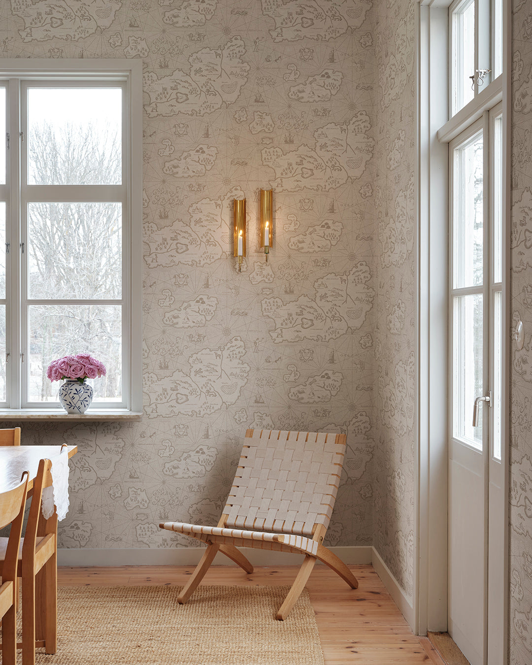 Ferdinand is Sandberg's own map mural wallpaper in Latin, with Atlantis as the model.