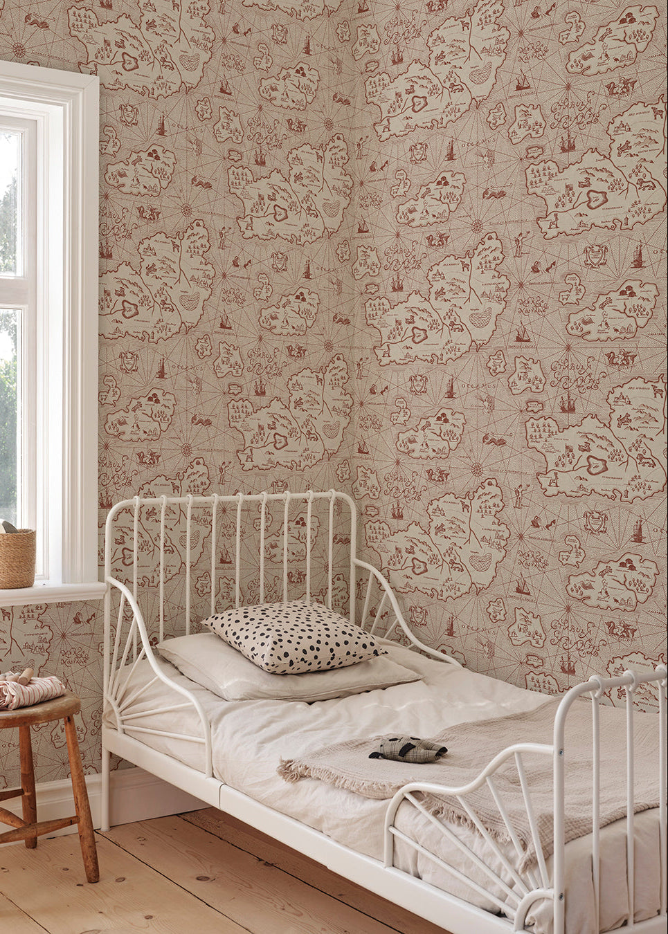 Ferdinand is Sandberg's own map mural wallpaper in Latin, with Atlantis as the model.