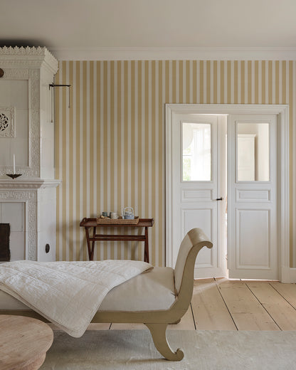 The woven stripe in the finest cotton quality was in Sandberg's then fabric assortment many years ago and is now more relevant than ever.