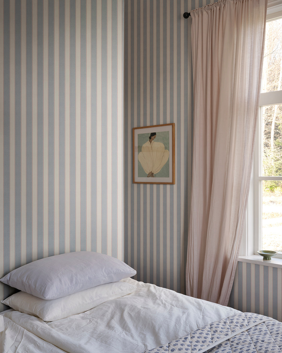 The woven stripe in the finest cotton quality was in Sandberg's then fabric assortment many years ago and is now more relevant than ever. 
