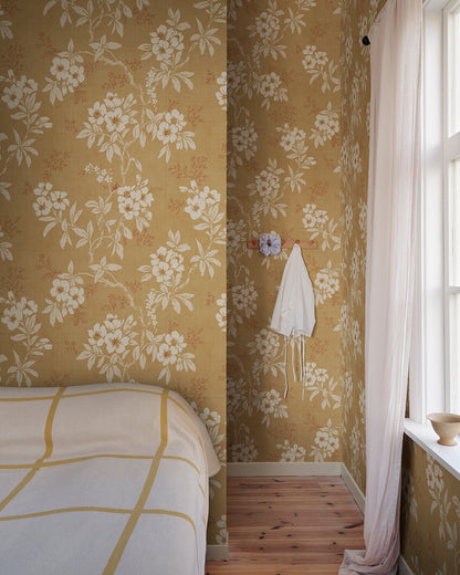 Charming Yellow Floral Wallpaper - Vera
This beautiful floral vine comes from a 1920s original and was a favorite wallpaper for many years