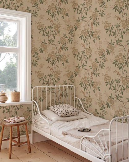 Elegant Beige Floral Wallpaper - Vera
This beautiful floral vine pattern from a 1920s original has been a favorite wallpaper for many years. In a soft beige tone with green and brown accents, it creates a becoming Asian style with a retro feel.
