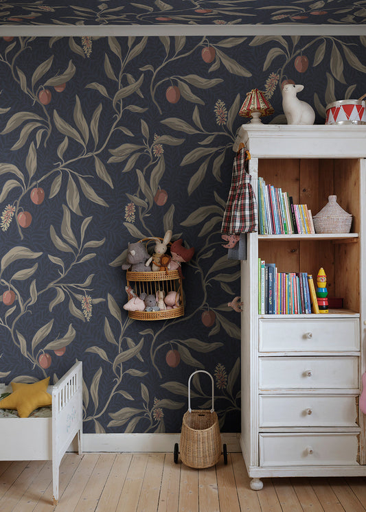 The litchi fruits in our favourite Vinnie wallpaper mural decorate the winding branches and create a lush, classic look.