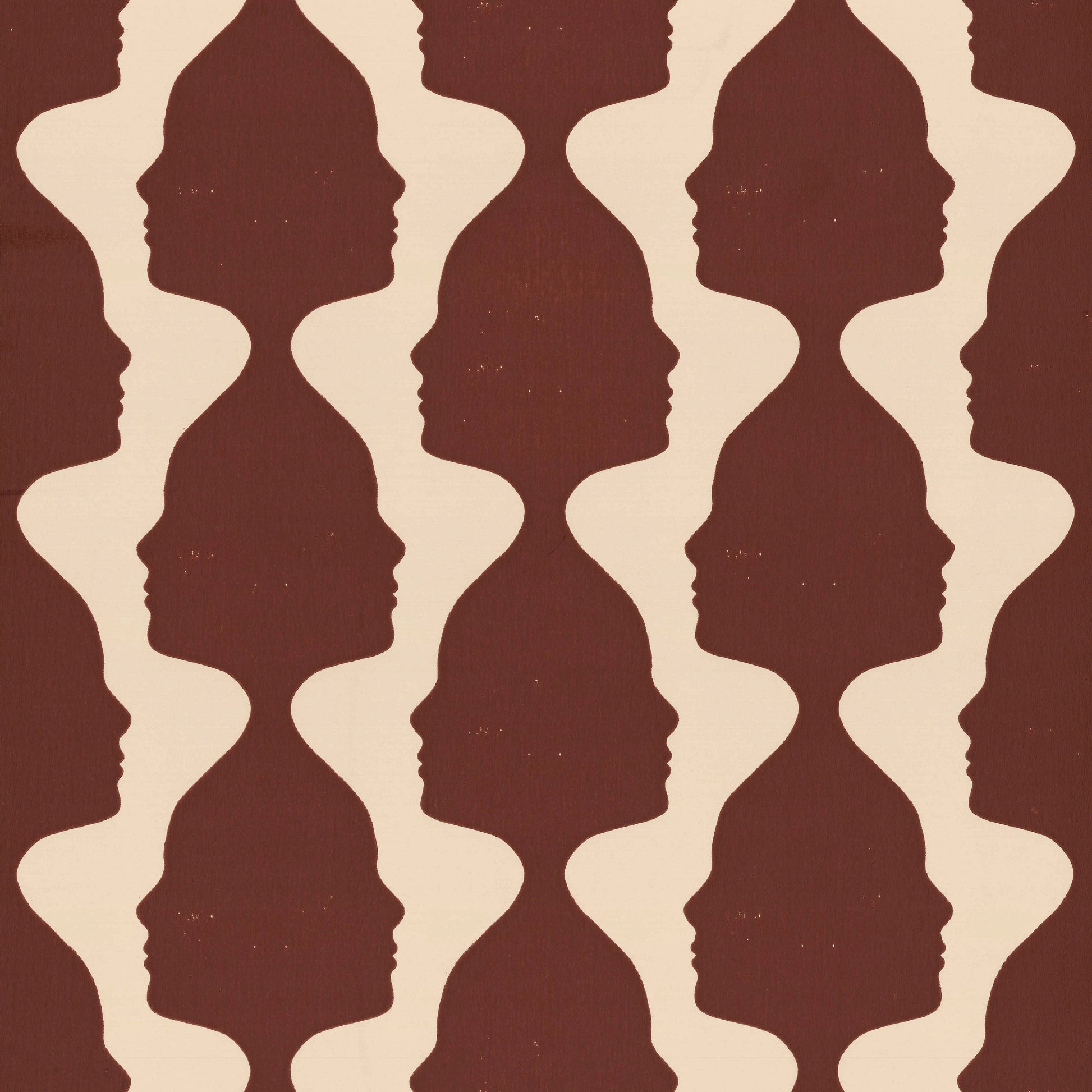  Leila is Studio Lisa Bengtsson’s interpretation of the classic check pattern – reimagined as wallpaper featuring a woman’s face. 