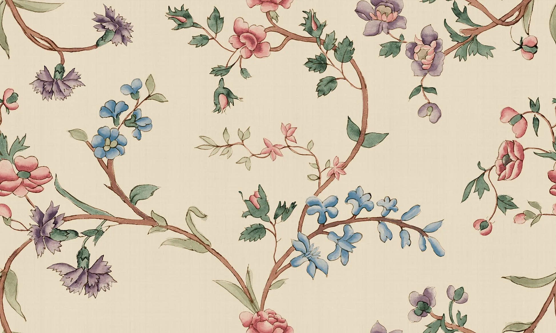 A romantic floral pattern from the 19th century with a pleasing hand-painted expression in harmonious colors. Soft wallpaper in its appearance and with a vintage feel.