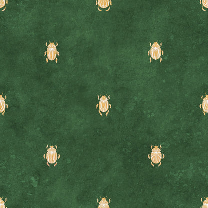 Wallpaper with stylized scarabs with decorative detailing in a row against a patinated background create a bold and chic atmosphere on the walls.