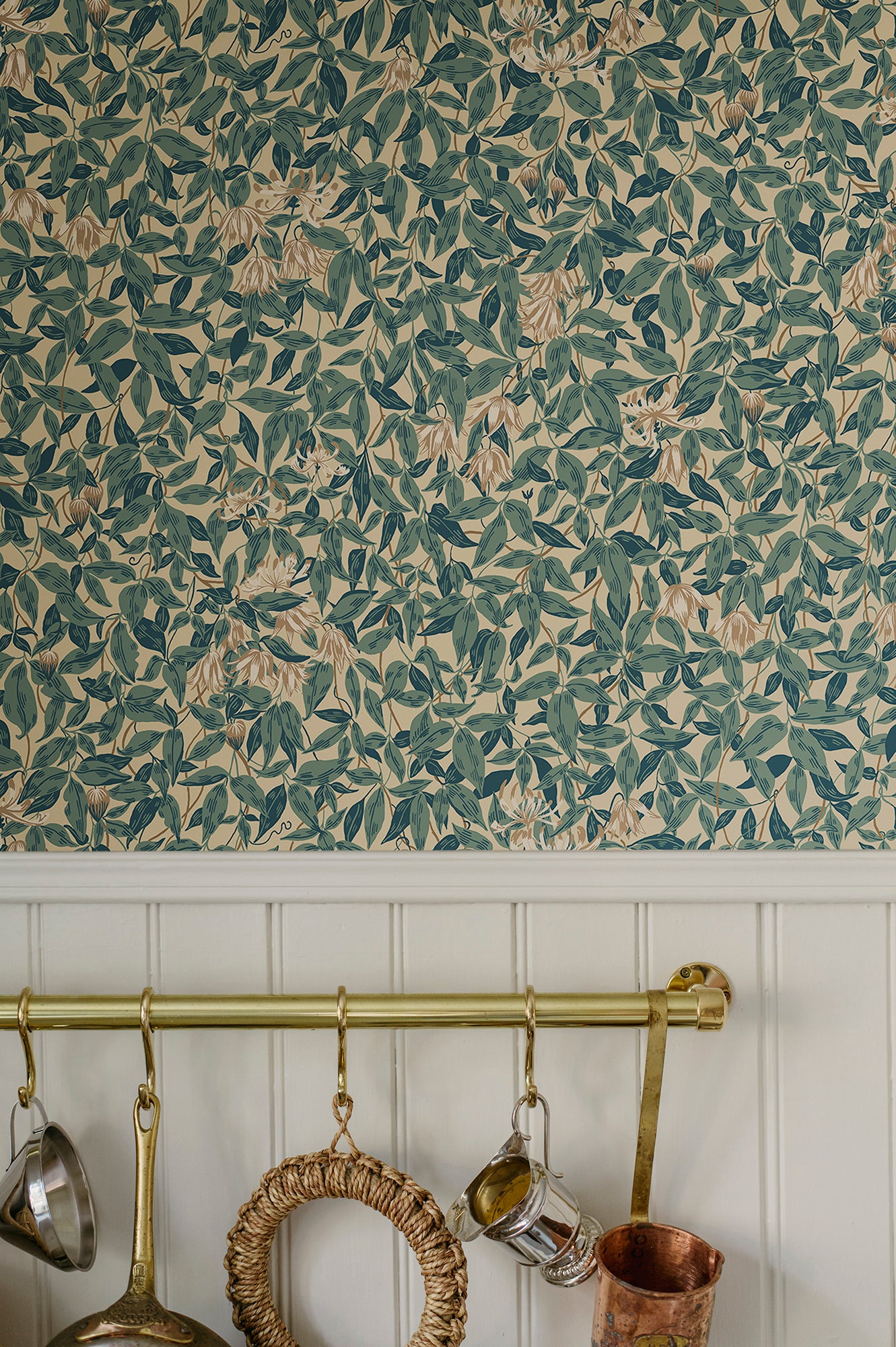  Our popular Linnea pattern, featuring softly verdant clematis and honeysuckle, this wallpaper brings character and life to your home. 