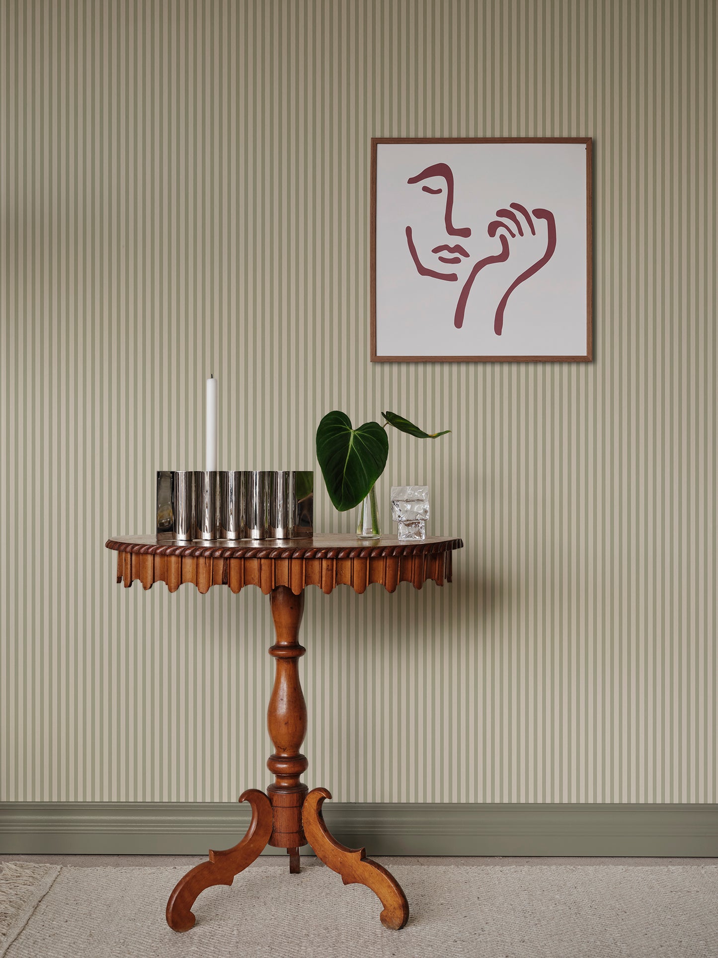  Elevate your room with our Estelle wallpaper in light green. 