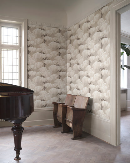 Alba Beige: Majestic Cedar Elegance
Inspired by the stately Lebanese Cedar trees of Como, the Alba Beige wallpaper presents a grand motif with a sophisticated, modern feel. Its rich patterns create an understated elegance that echoes natural splendor, making any space effortlessly refined.