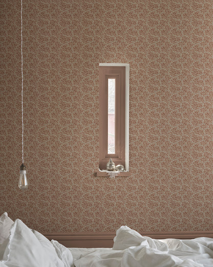 Elegance of Terracotta Coral
This terracotta wallpaper features a rich coral pattern reminiscent of classic Vermicelli motifs. It beautifully combines tradition with a modern twist, adding vibrant elegance to any space.