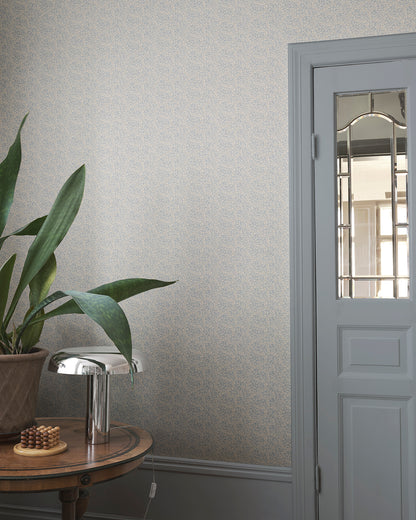 Coral Light Blue Wallpaper
Elegance meets history with the Coral Light Blue wallpaper, featuring a classic Vermicelli motif that intertwines corals in a soothing blue palette.