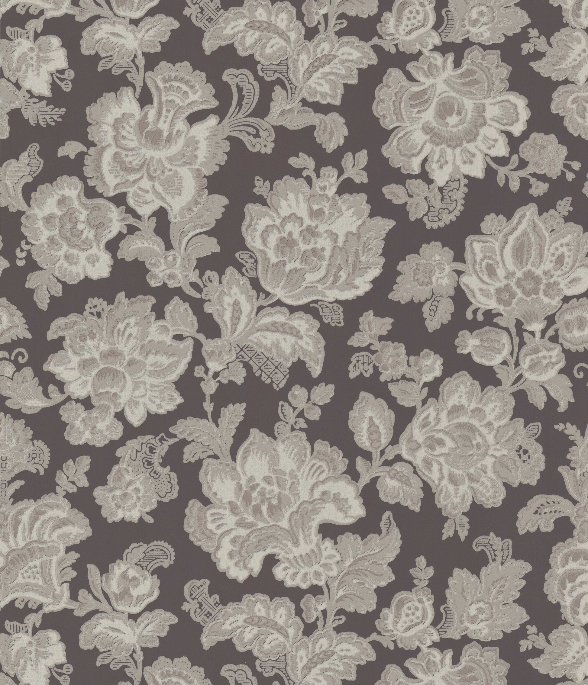 Stor Ros (“Big Rose”) is a classic late-19th-century wallpaper design featuring large, expressive flowers with soft, rounded shapes arranged in a dense, flowing pattern