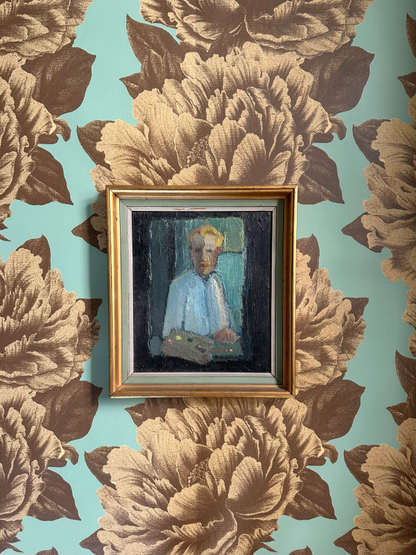 Here, the flowers take center stage, large and bombastic, as a flirtation with the wallpaper opulence of the past, yet with eyes set on the future.