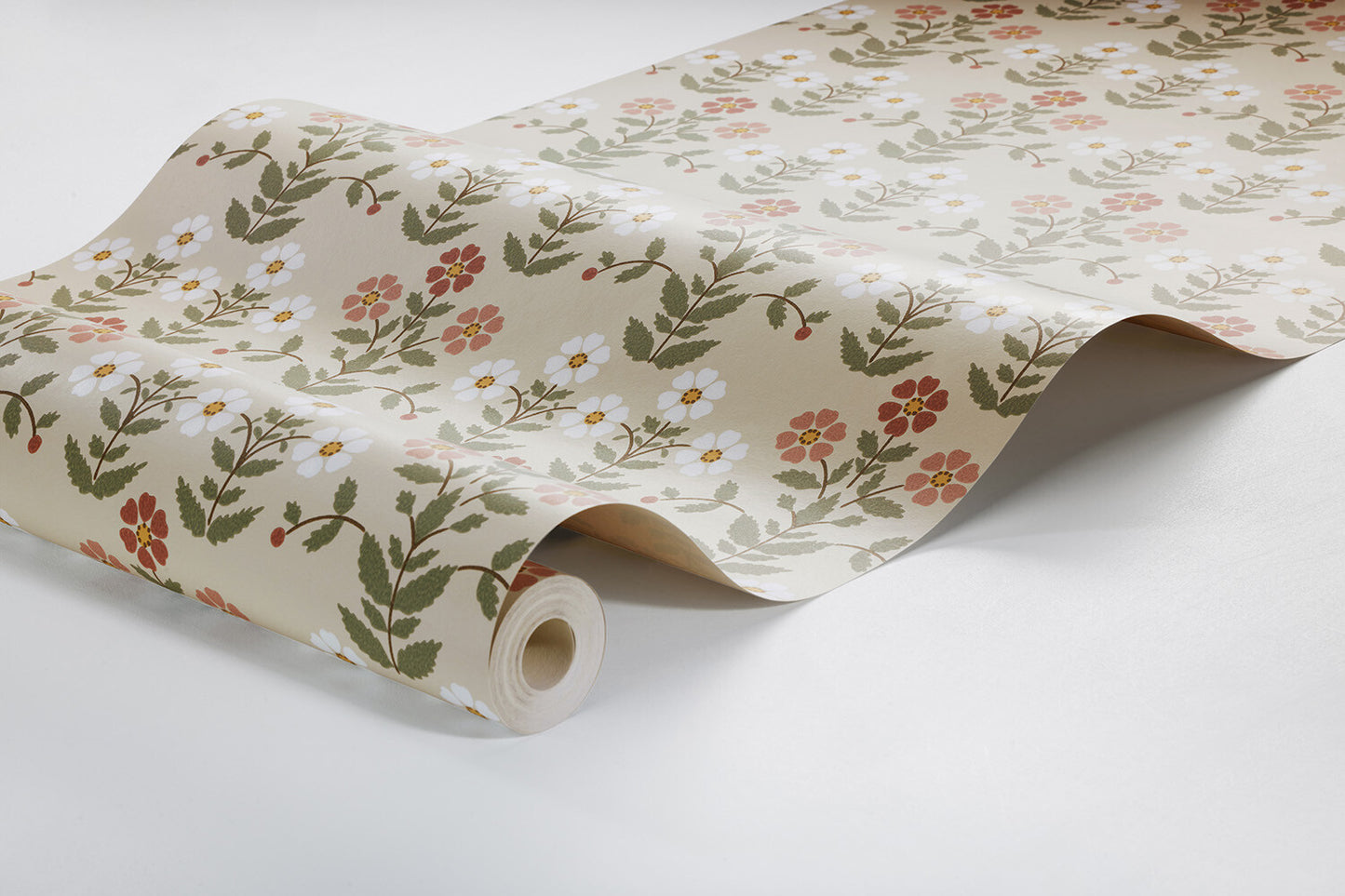  Shaded in warm tones of red and beige with hints of eggshell white, olive green and golden yellow, our Sippor wallpaper is contemporary and cosy in style. 